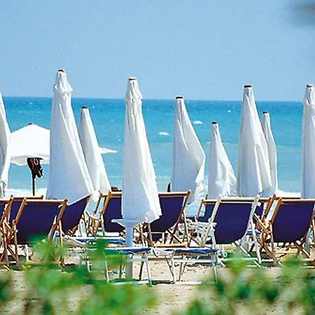 Otel Grand Berti Silvi Marina